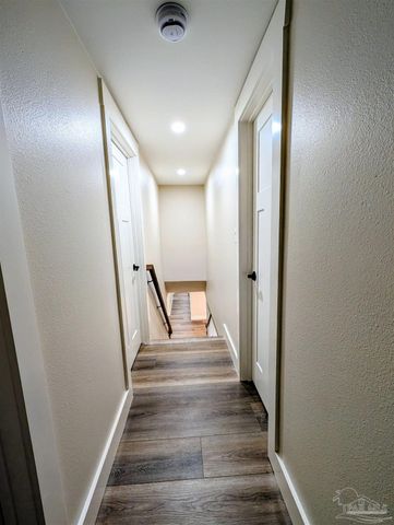 222 Santa Rosa Dr, Cantonment, FL 32533