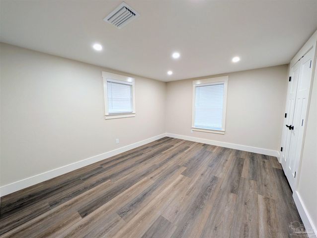 222 Santa Rosa Dr, Cantonment, FL 32533