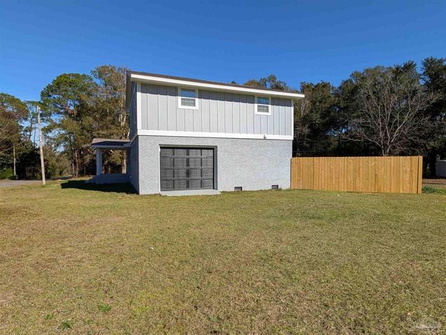 222 Santa Rosa Dr, Cantonment, FL 32533