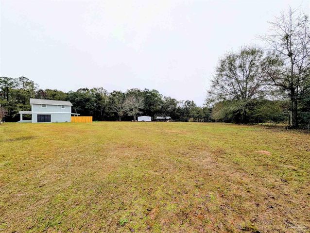 222 Santa Rosa Dr, Cantonment, FL 32533