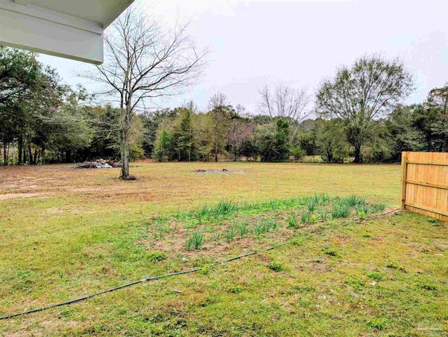 222 Santa Rosa Dr, Cantonment, FL 32533