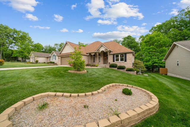 222 Amherst Ln, Crossville, TN 38558