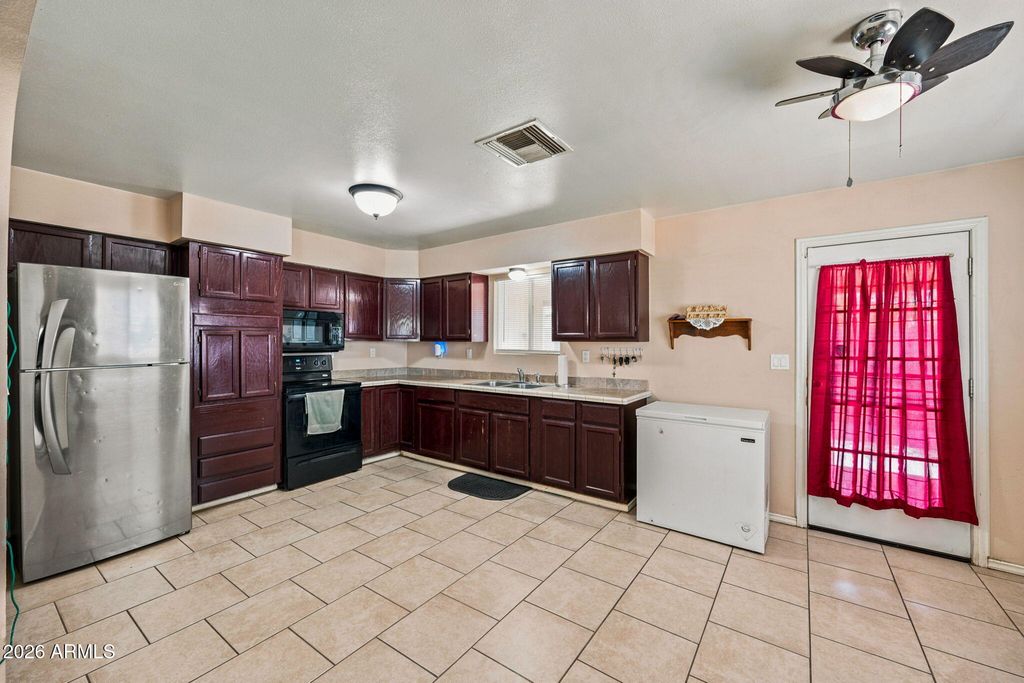 727 W 13TH Street, Casa Grande, AZ 85122 — photo 3