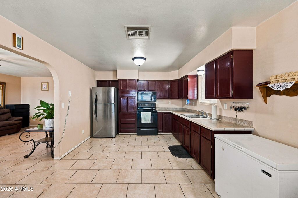 727 W 13TH Street, Casa Grande, AZ 85122 — photo 4