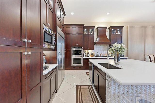 9769 Bozzano Drive, Delray Beach, FL 33446