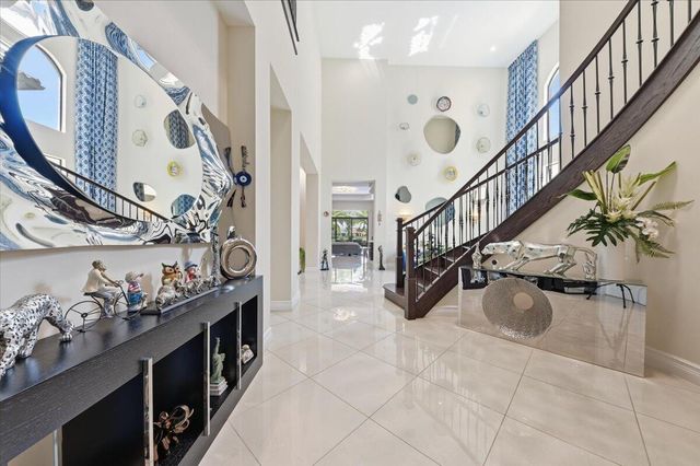 9769 Bozzano Drive, Delray Beach, FL 33446