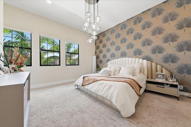 9769 Bozzano Drive, Delray Beach, FL 33446