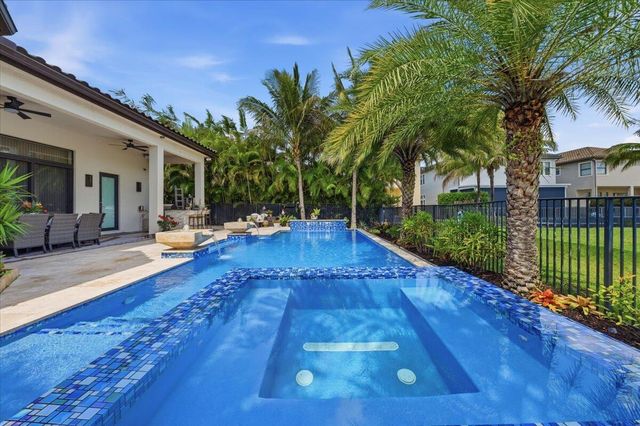 9769 Bozzano Drive, Delray Beach, FL 33446