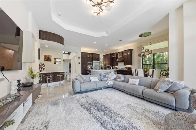 9769 Bozzano Drive, Delray Beach, FL 33446