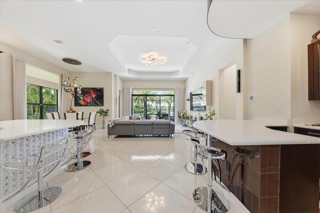 9769 Bozzano Drive, Delray Beach, FL 33446