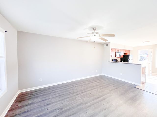 1217 Ash Ridge Dr Unit E, Clarksville, TN 37042