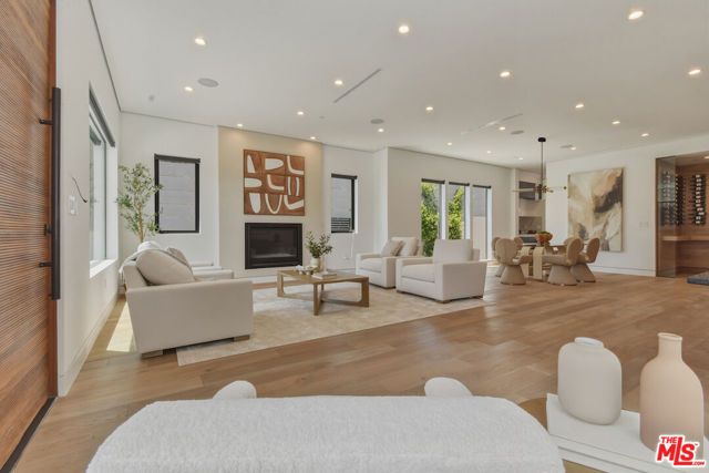 4233 Costello Avenue, Sherman Oaks, CA 91423