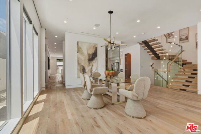 4233 Costello Avenue, Sherman Oaks, CA 91423