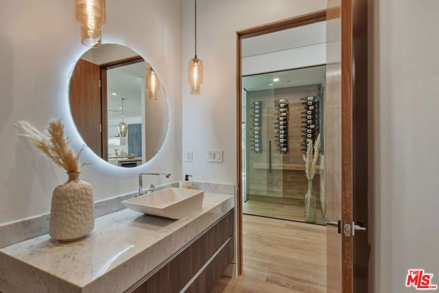 4233 Costello Avenue, Sherman Oaks, CA 91423