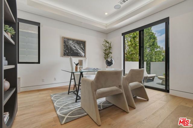 4233 Costello Avenue, Sherman Oaks, CA 91423