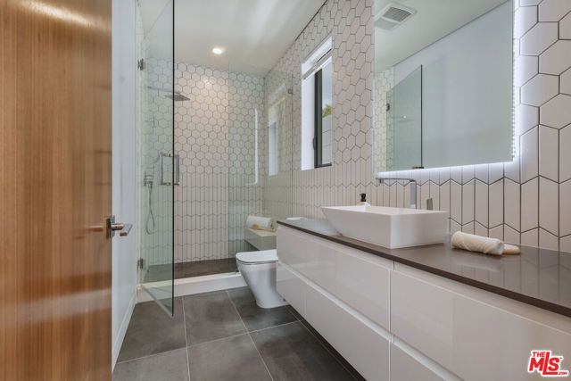 4233 Costello Avenue, Sherman Oaks, CA 91423