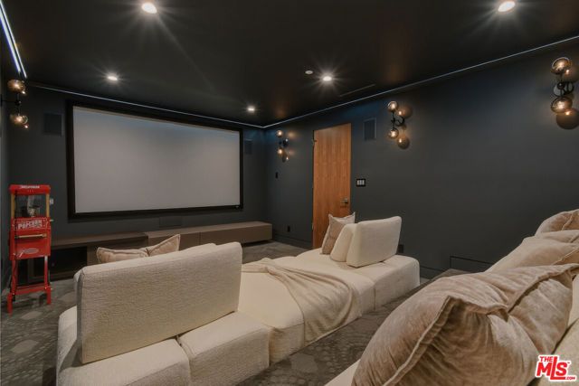 4233 Costello Avenue, Sherman Oaks, CA 91423