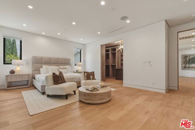 4233 Costello Avenue, Sherman Oaks, CA 91423