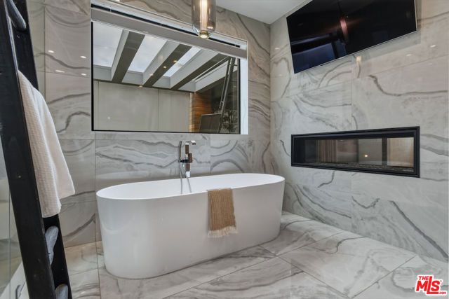 4233 Costello Avenue, Sherman Oaks, CA 91423