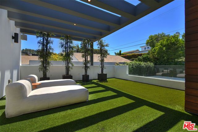 4233 Costello Avenue, Sherman Oaks, CA 91423