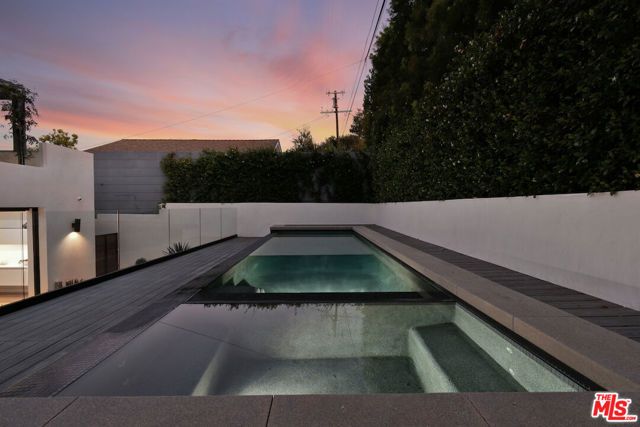 4233 Costello Avenue, Sherman Oaks, CA 91423