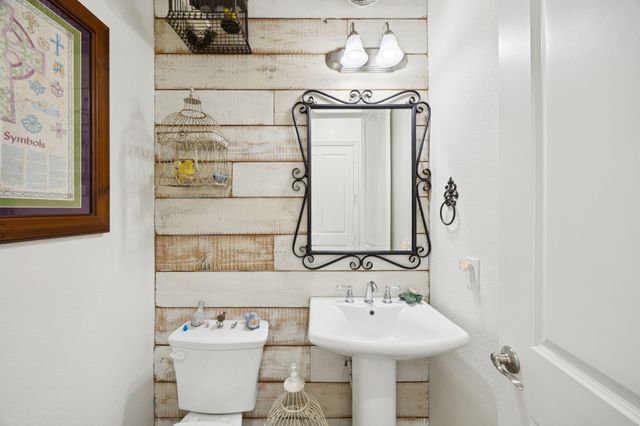 405 Green Valley Drive, Mckinney, TX 75071