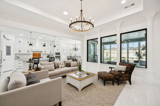 405 Green Valley Drive, Mckinney, TX 75071