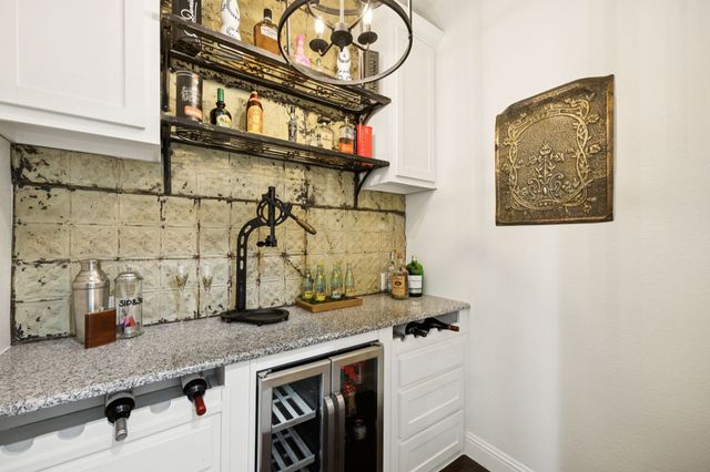 405 Green Valley Drive, Mckinney, TX 75071