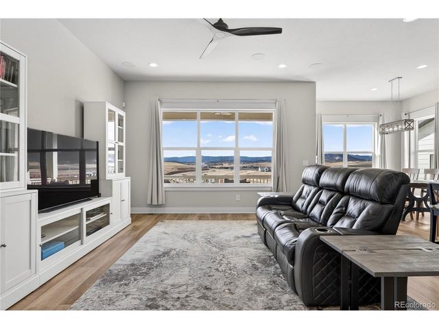 289 Leafy Aster Ln, Castle Rock, CO 80104