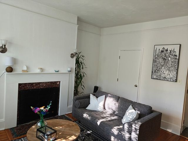 21 Aberdeen Street 3, Boston, MA 02215