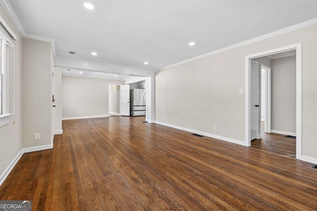 295 Oakland Drive, Gainesville, GA 30501