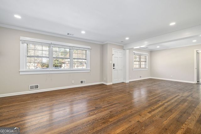 295 Oakland Drive, Gainesville, GA 30501