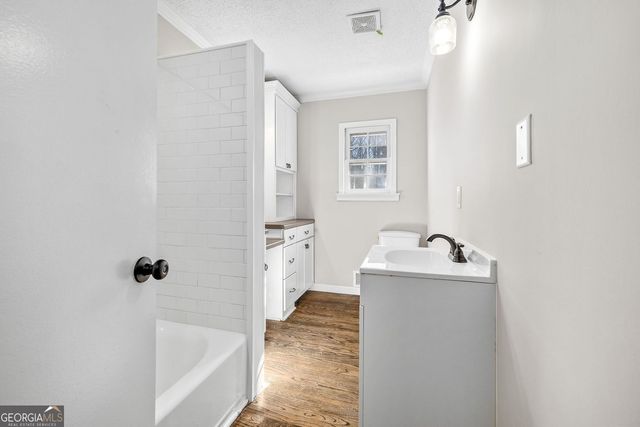 295 Oakland Drive, Gainesville, GA 30501