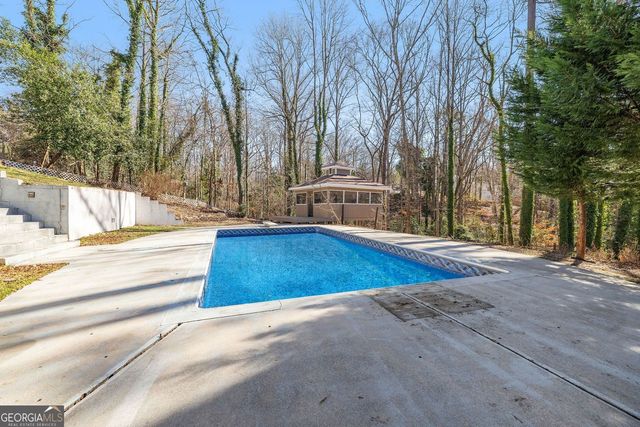 295 Oakland Drive, Gainesville, GA 30501