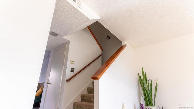 7483 Tooma St B, San Diego, CA 92139