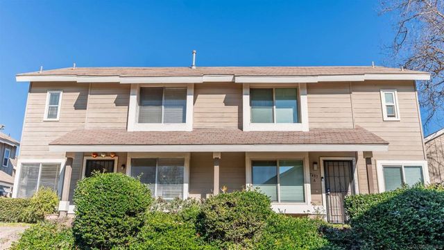 7483 Tooma St B, San Diego, CA 92139