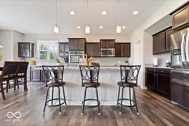 11851 Highline Court, Noblesville, IN 46060