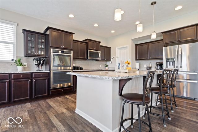 11851 Highline Court, Noblesville, IN 46060