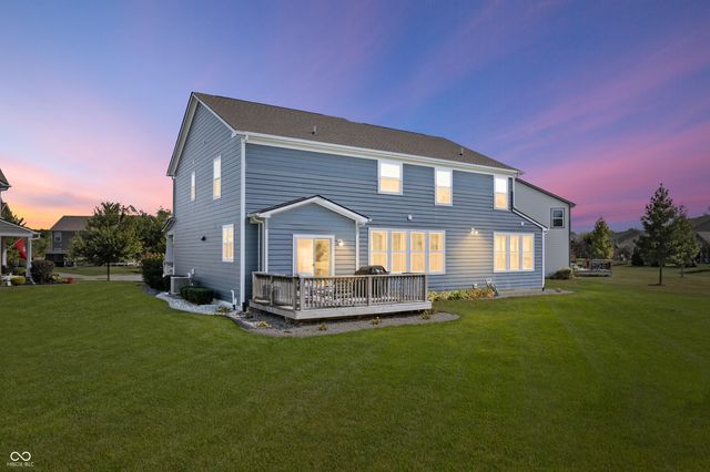 11851 Highline Court, Noblesville, IN 46060