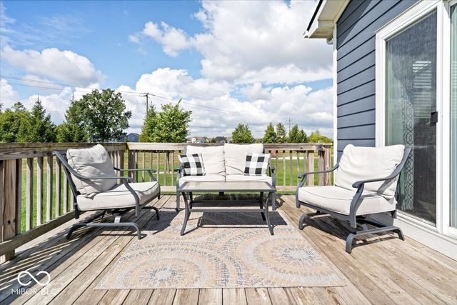 11851 Highline Court, Noblesville, IN 46060