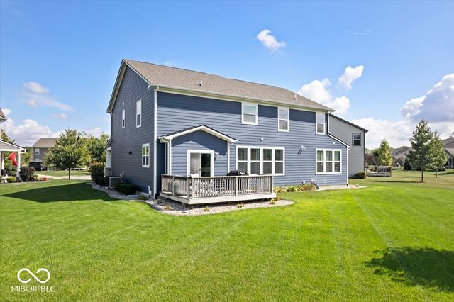 11851 Highline Court, Noblesville, IN 46060