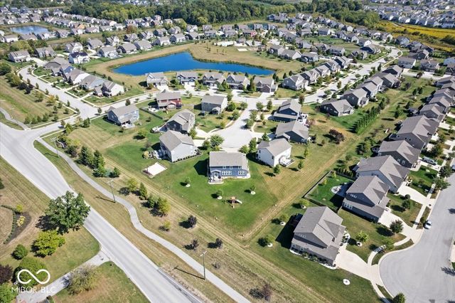 11851 Highline Court, Noblesville, IN 46060