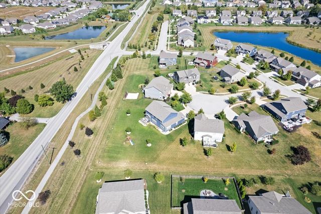 11851 Highline Court, Noblesville, IN 46060