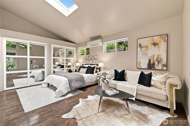 3860 NE 41st Street, Seattle, WA 98105