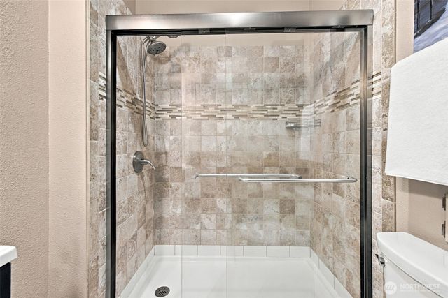3860 NE 41st Street, Seattle, WA 98105