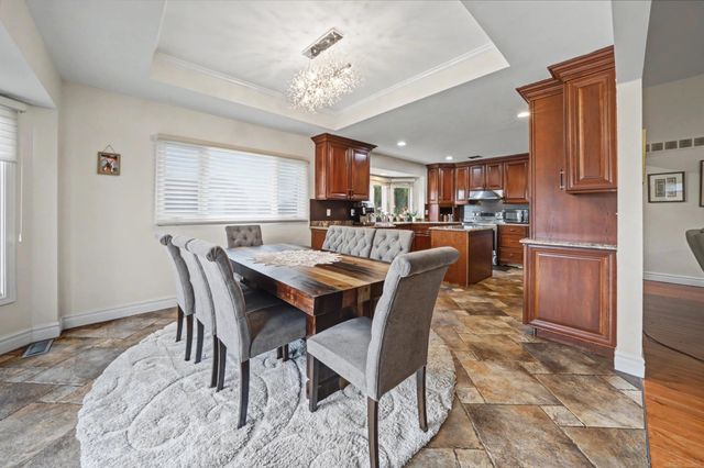 47310 Beacon Square Drive, Macomb, MI 48044