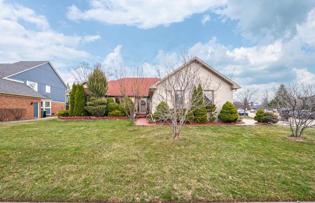 47310 Beacon Square Drive, Macomb, MI 48044