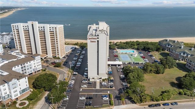 3288 Page Ave Apt 909, Virginia Beach, VA 23451