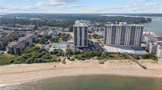 3288 Page Ave Apt 909, Virginia Beach, VA 23451