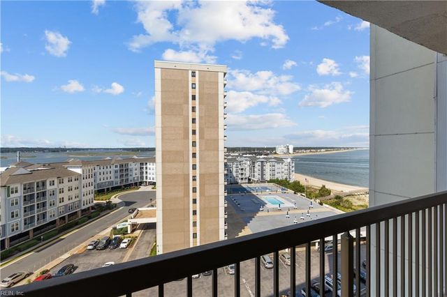 3288 Page Ave Apt 909, Virginia Beach, VA 23451